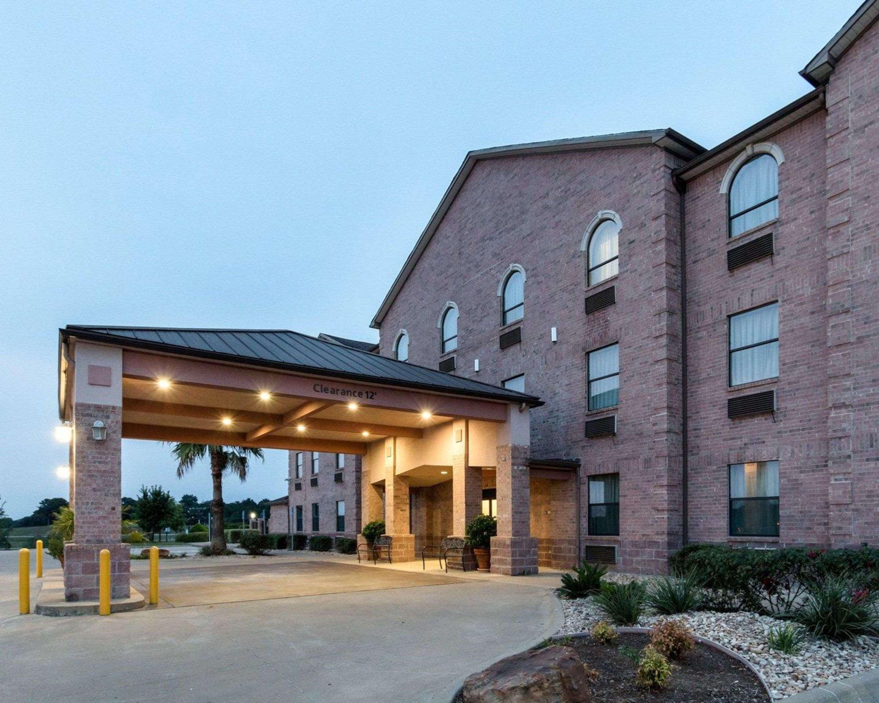 Quality Inn Buffalo Extérieur photo